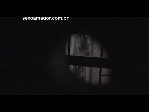 ❤️ Blondie bliver hemmeligt videooptaget af en voyeur fra nabolaget gemt bag hule mursten ❤❌ Sex video at da.stroybassein.ru ❌❤
